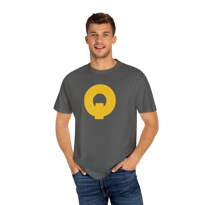 QUANTUM TRAINING - YELLOW LOGO Unisex Garment-Dyed T-shirt