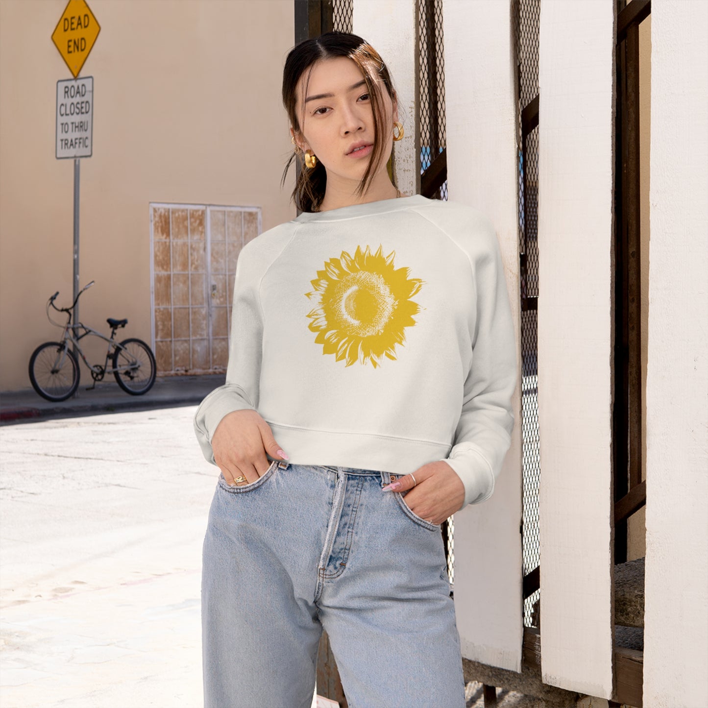 SUNFLOWER Yellow - Women's Cropped Fleece Pullover