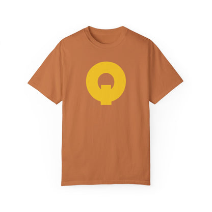 QUANTUM TRAINING - YELLOW LOGO Unisex Garment-Dyed T-shirt