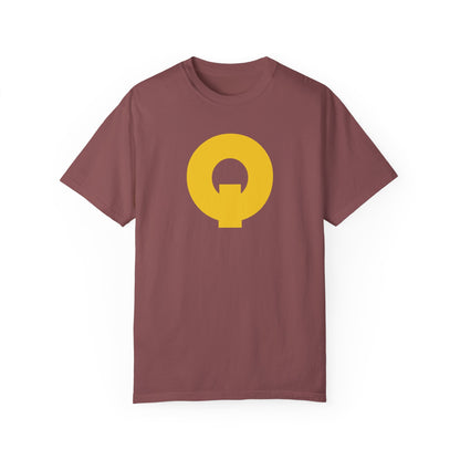 QUANTUM TRAINING - YELLOW LOGO Unisex Garment-Dyed T-shirt