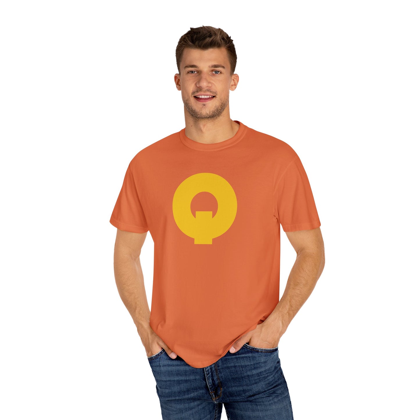QUANTUM TRAINING - YELLOW LOGO Unisex Garment-Dyed T-shirt
